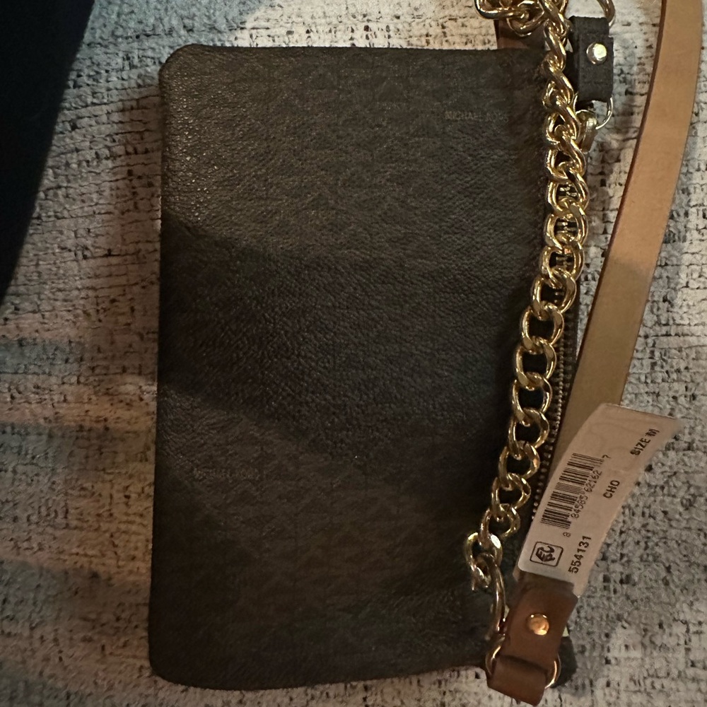 Michael kors cross body wallet/phone purse